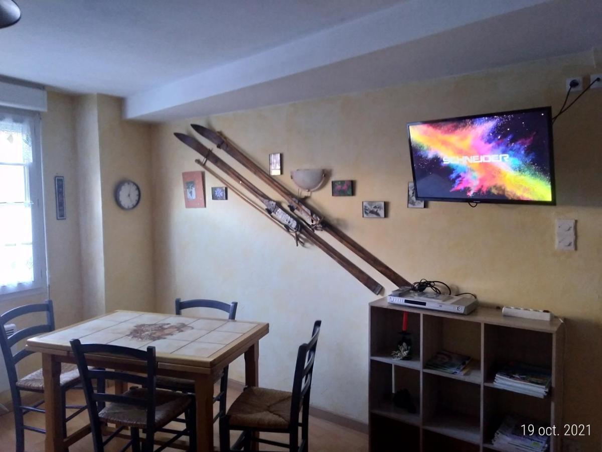 Appartement Cauterets Eksteriør bilde